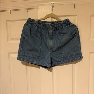 Madewell Garment-Washed Denim Elastic-Waist Shorts in Blue